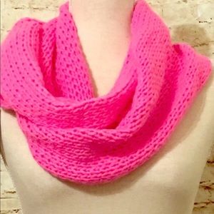 Hollister Infinity Sweater Scarf in Pink